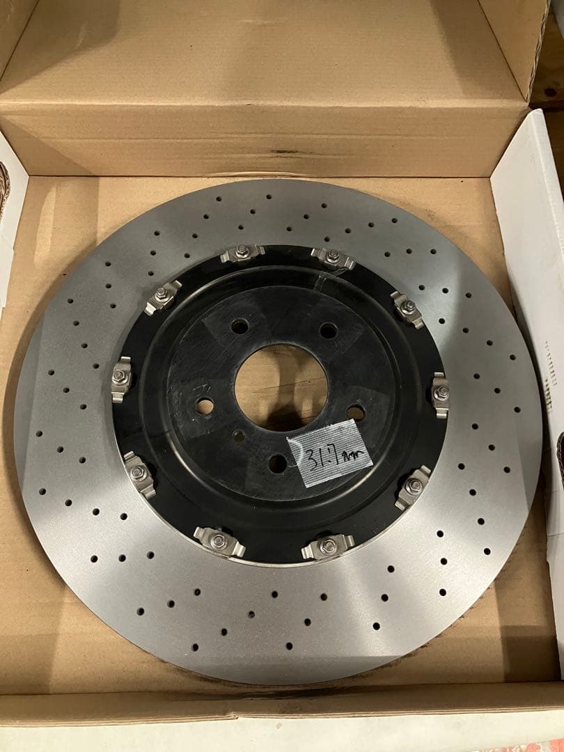 R35 純正フロントブレーキローター2枚