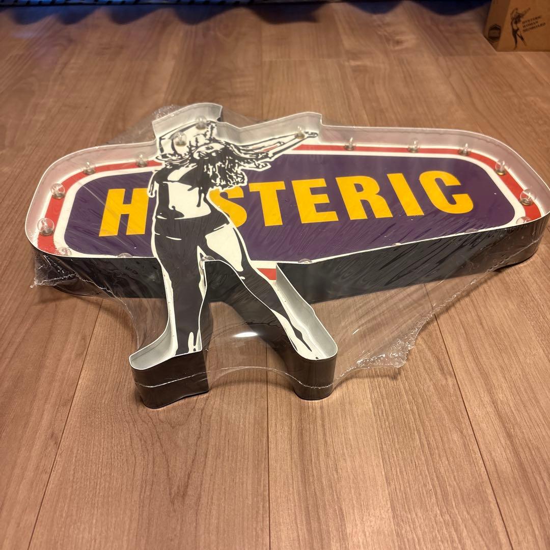 ヒステリックグラマー　ノベルティ　壁掛けライト