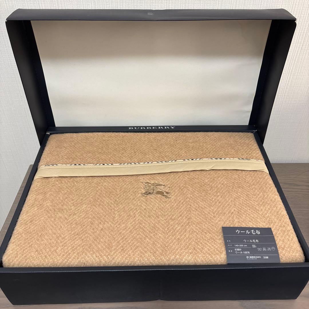 未使用☆☆ Burberry ウール100%毛布