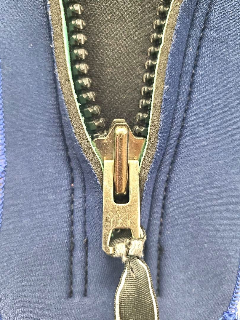 美品 ボディグローブ ロングスリーブスプリング ウェットスーツBODYGLOVE