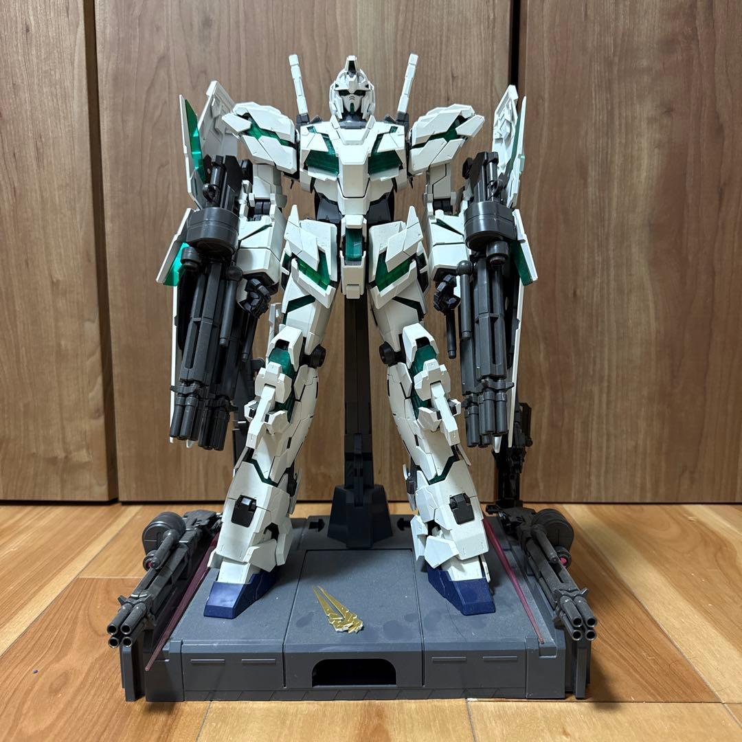 PG ユニコーンガンプラ 最終決戦モデル　完成品