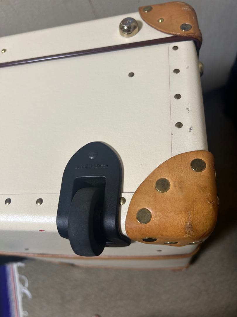 GLOBE TROTTER サファリ ラージ 2輪 アイボリーｘナチュラル