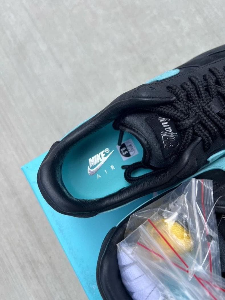 Tiffany & Co. × Nike Air Force 1 Low
