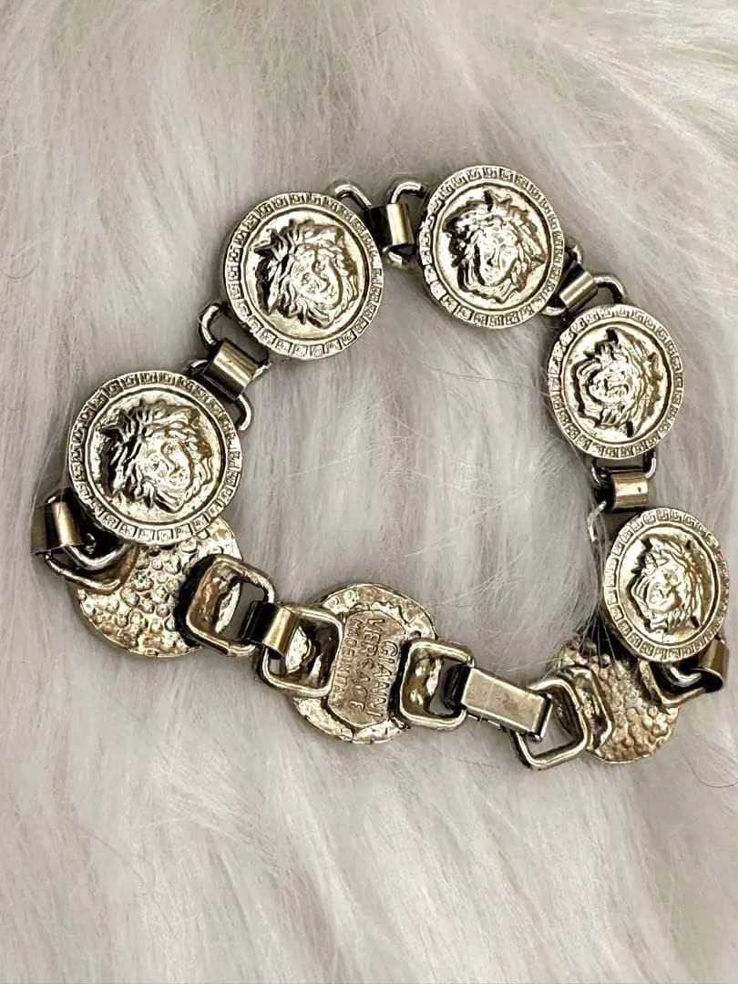 正規の美品中古　ジャンニヴェルサーチ　ブレスレット　シルバー　約20cm