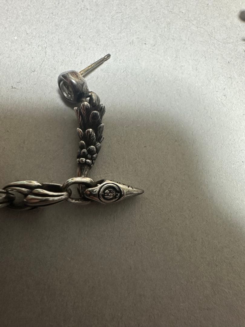 ブラッディマリーピアス２点