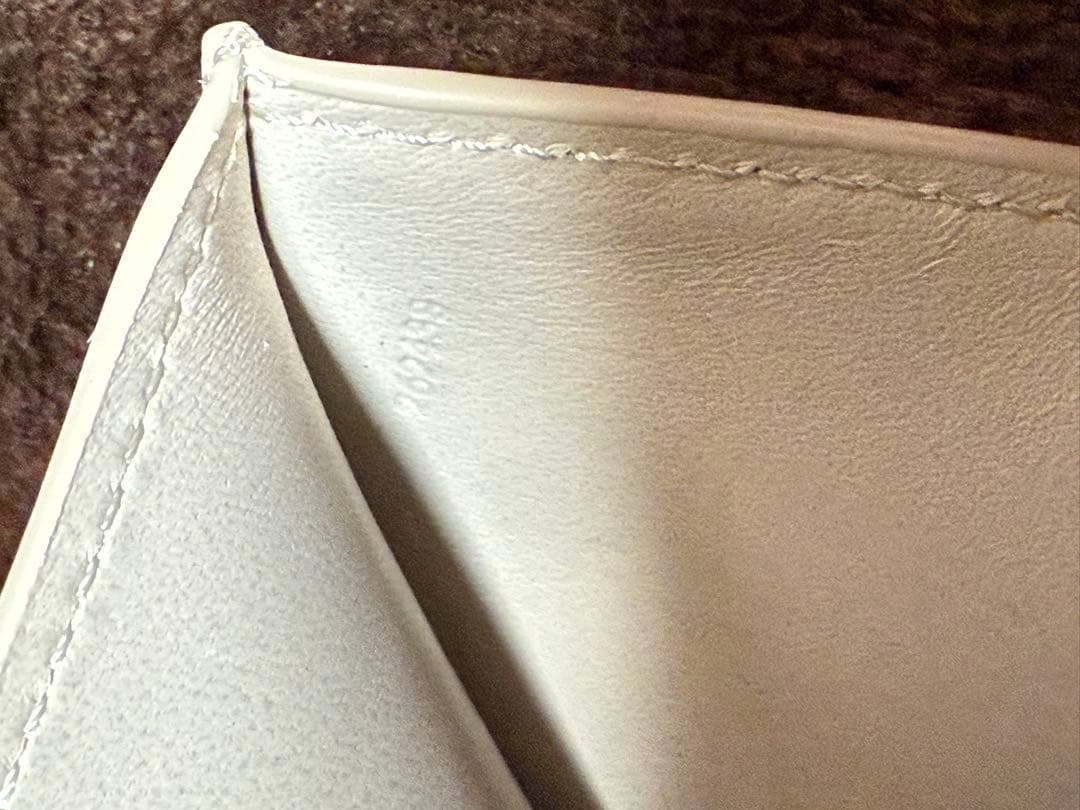 LOEWE アナグラム トライフォールド ウォレット