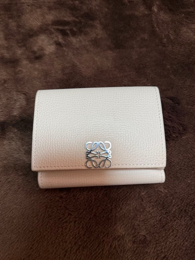 LOEWE アナグラム トライフォールド ウォレット