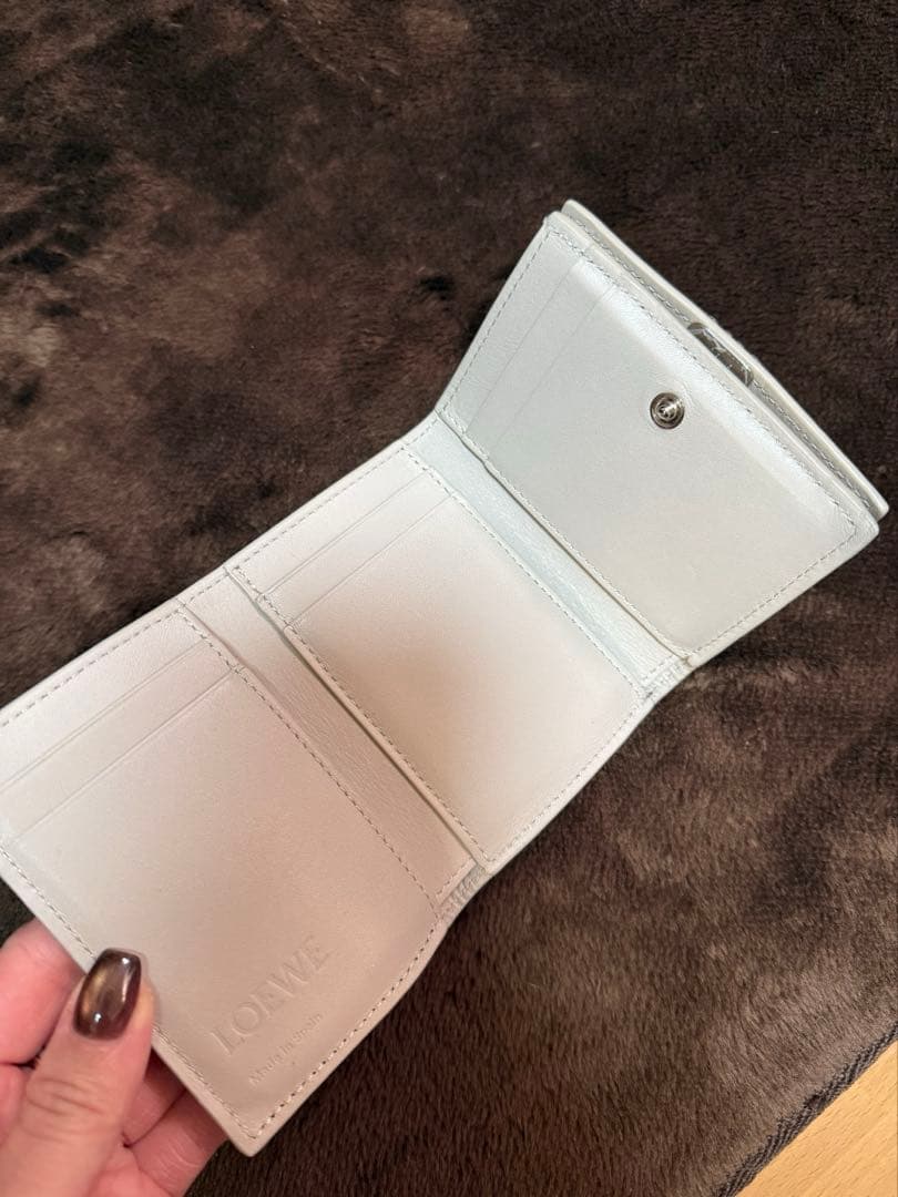 LOEWE アナグラム トライフォールド ウォレット