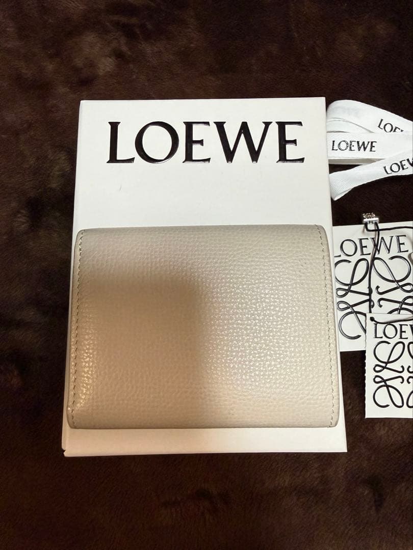 LOEWE アナグラム トライフォールド ウォレット