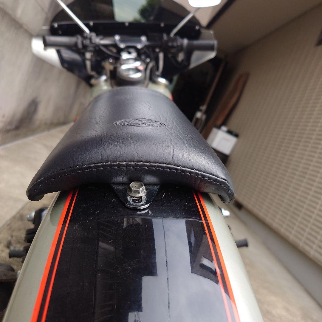 ハーレー　ショベル　4速　マスタング　ファストバック　シート