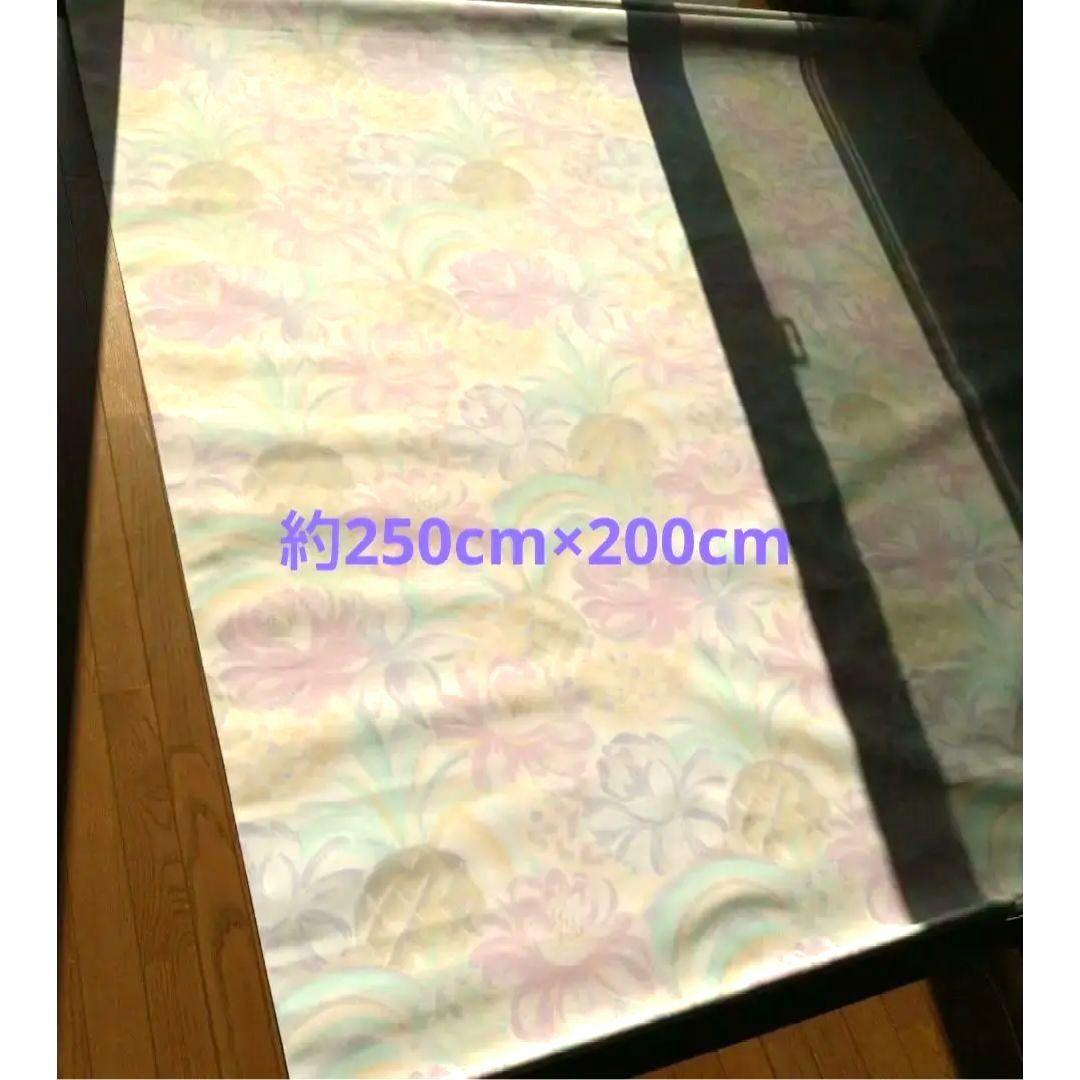 ロールカーテン　仕切り　間仕切　　ロールスクリーン　花柄
