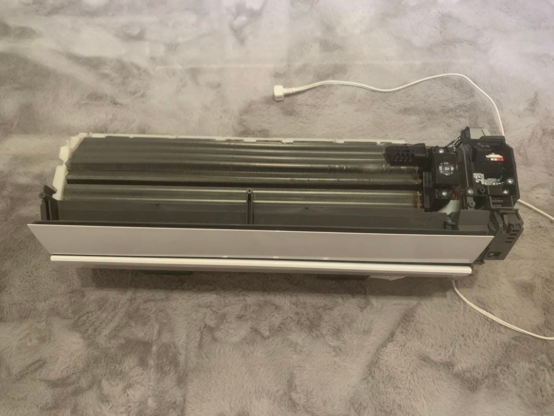 富士通　ルームエアコン　中古　室内機　6畳用　100V電源　リモコン付き