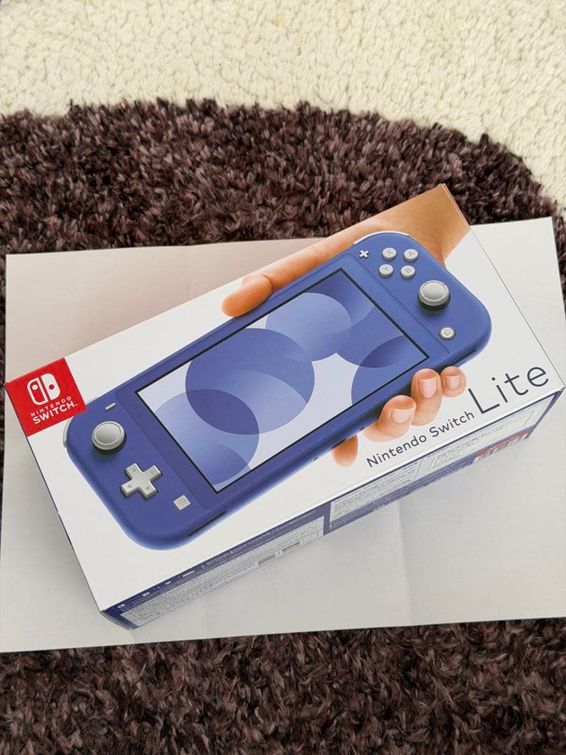 Nintendo Switch Lite 青色 本体　ソフト2本付