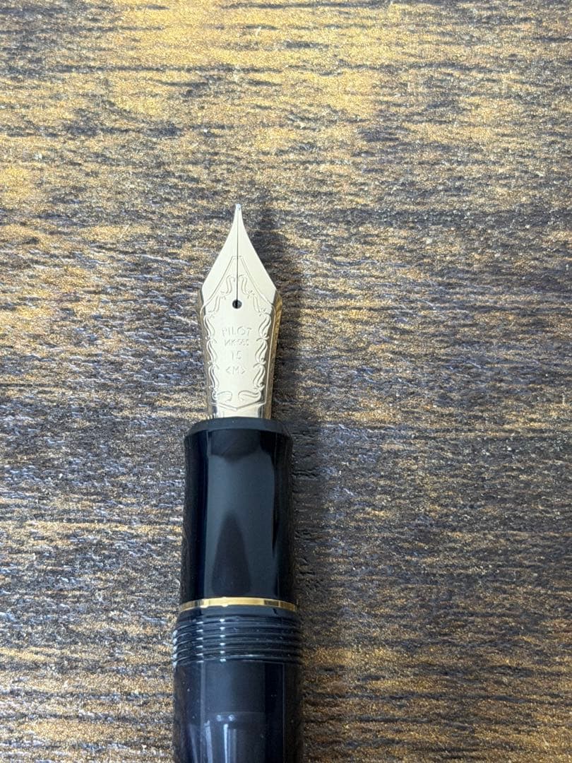 試筆のみ　2001年製　大型15号　823 14金　万年筆　プランジャー式　M