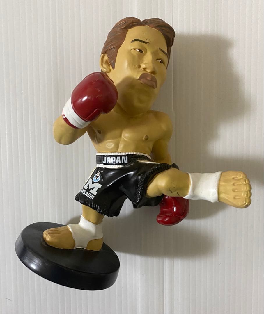 K‐1 武蔵 直筆サイン入りグローブ・Tシャツ・サイン入り色紙・フィギュア