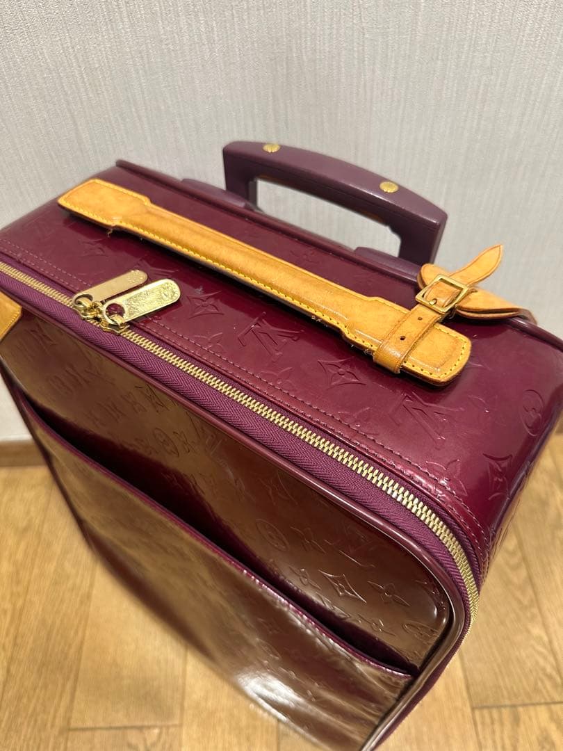 ルイヴィトン　キャリーバック(機内持込可)
