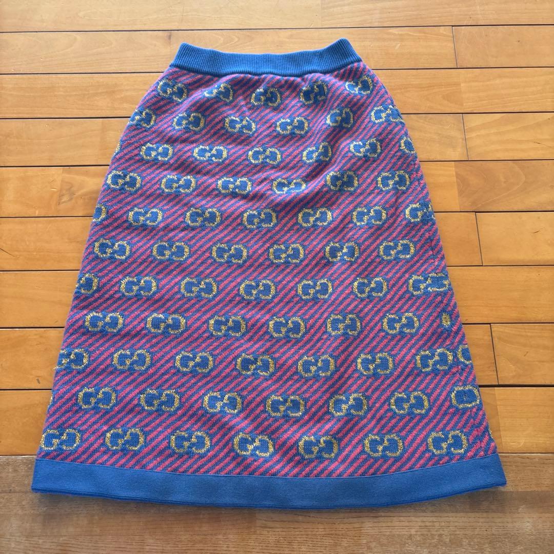 GUCCI GGロゴストライプひざ下丈スカート