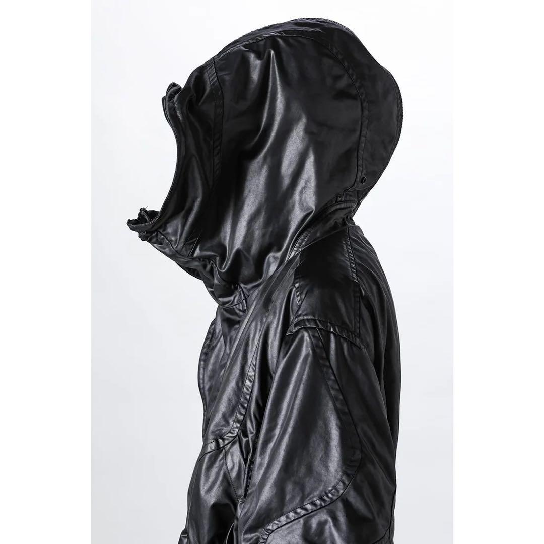 ジャケット・アウター JULIUS Coated Satin Short Hooded Blouson