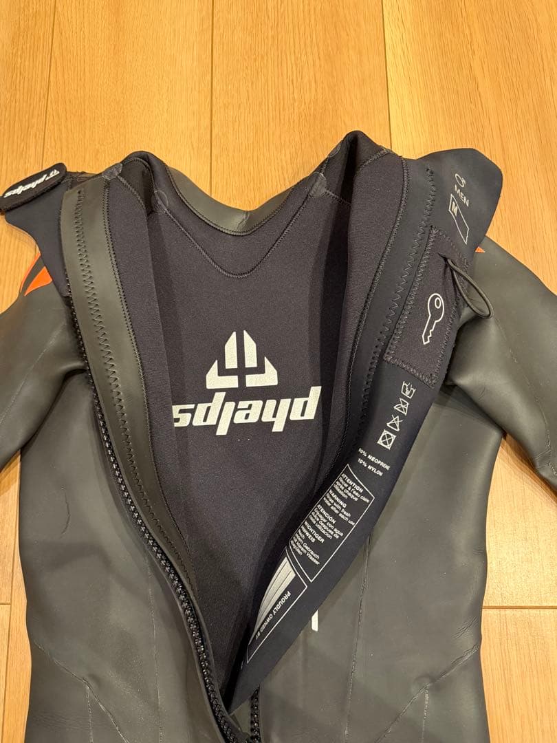 トライアスロンウエットスーツ Ｍサイズ