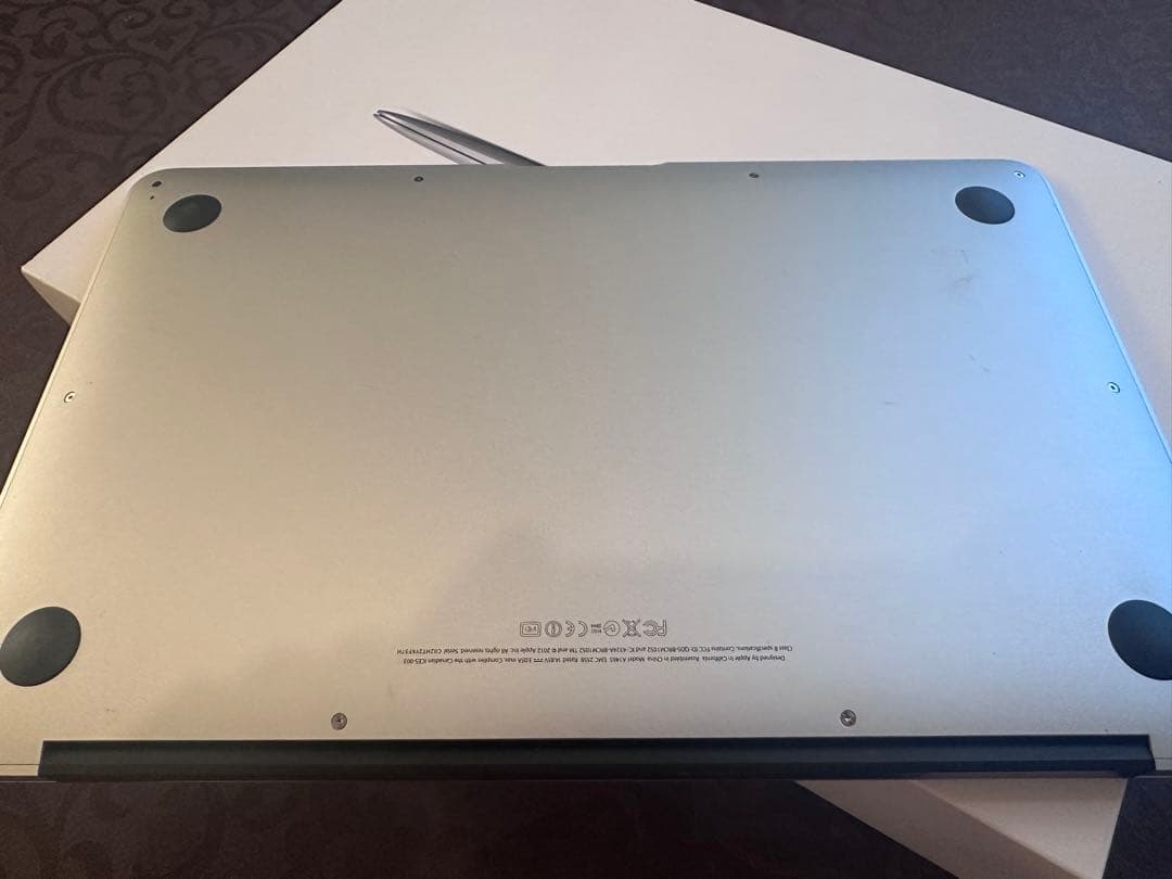 MacBook Air 11(Mid 2012)i7/８GB/256GB