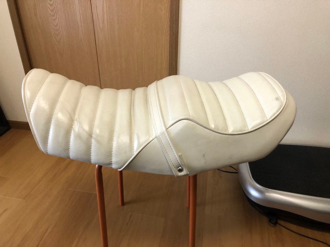 XJ400純正シート白張り替え