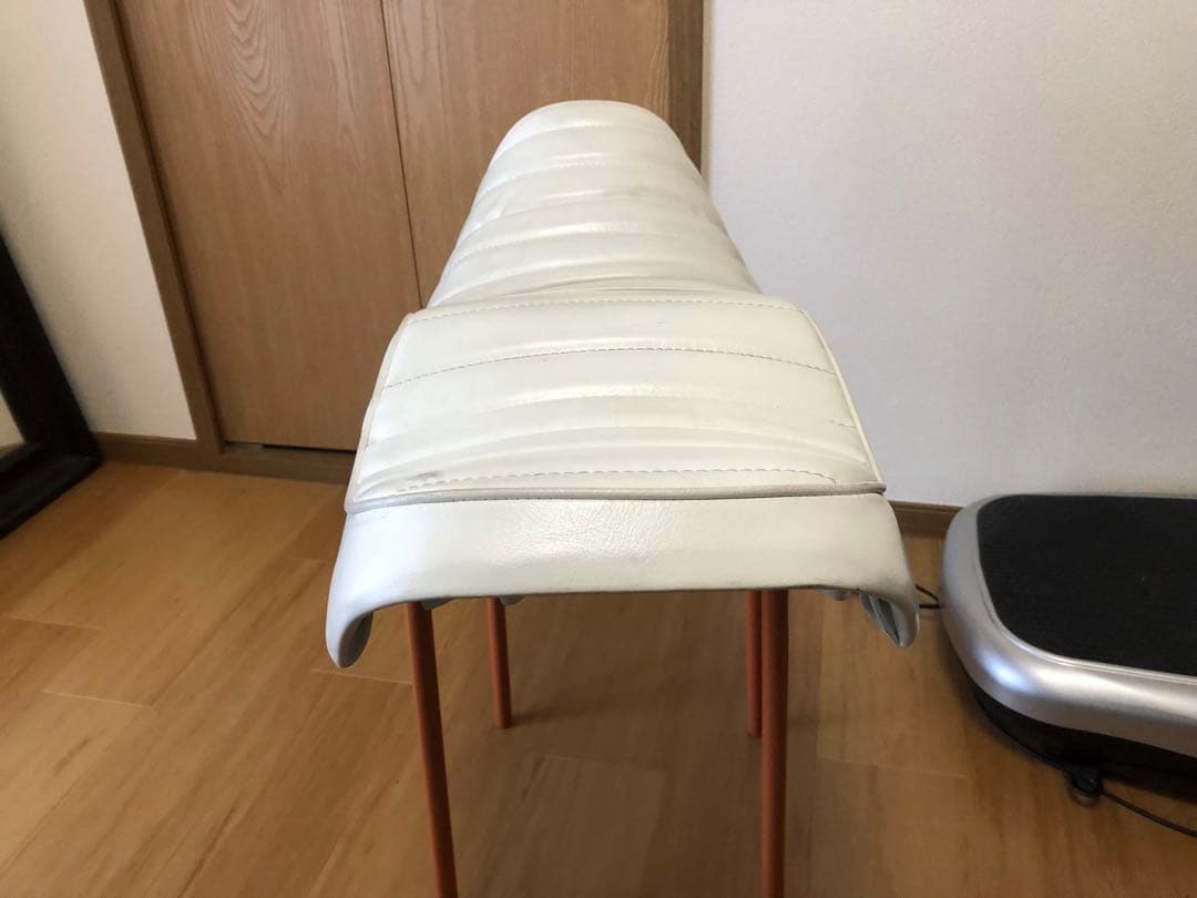 XJ400純正シート白張り替え