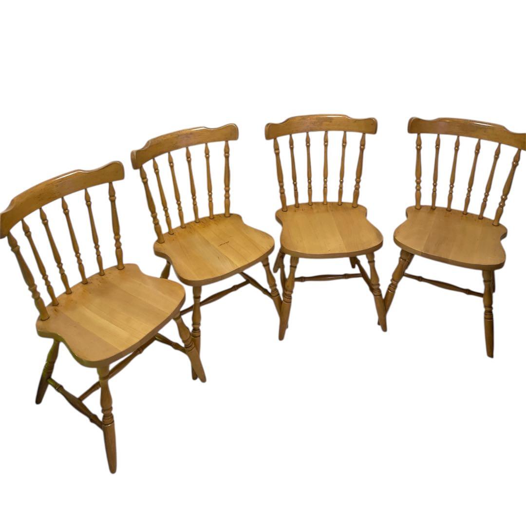 4脚の１　飛騨の家具　ダイニングチェア　椅子　ヴィンテージ