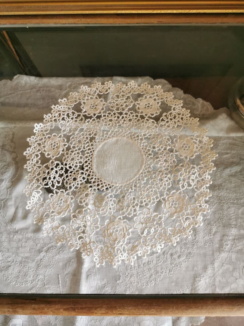 アンティーク アイリッシュリネン クロシェ編み花モチーフ ドイリー タティング風