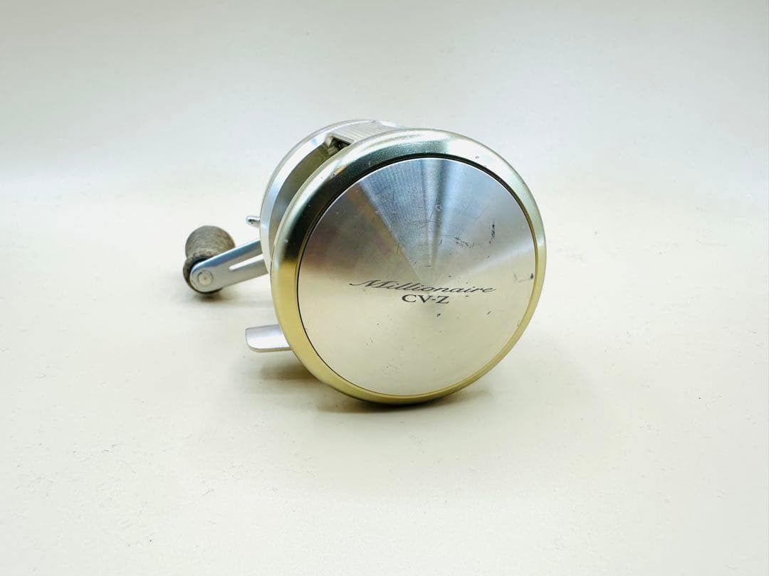 Daiwa ミリオネアcv-z 103 ベイトリール