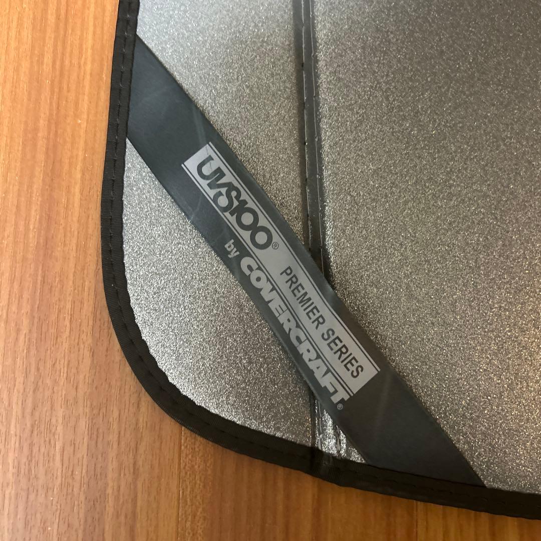 ダッジラムバン専用サンシェード　収納ケース付き。