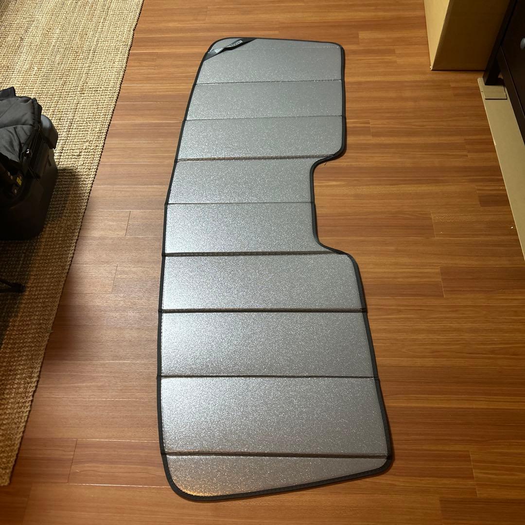 ダッジラムバン専用サンシェード　収納ケース付き。