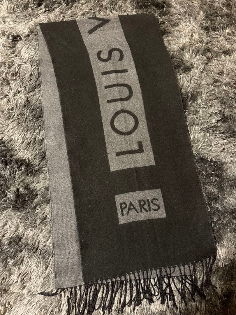 ルイ・ヴィトン ブラック マフラー