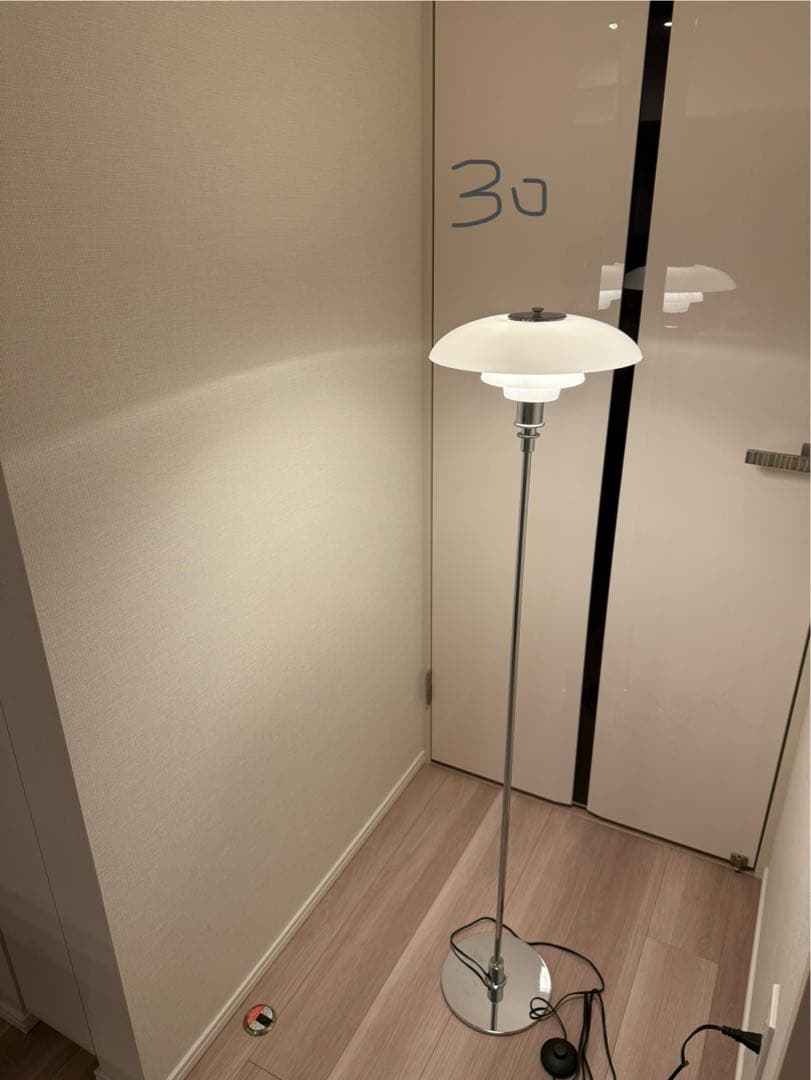 【極希少】ルイスポールセン風 北欧デザイン フロアランプ スタンドライト