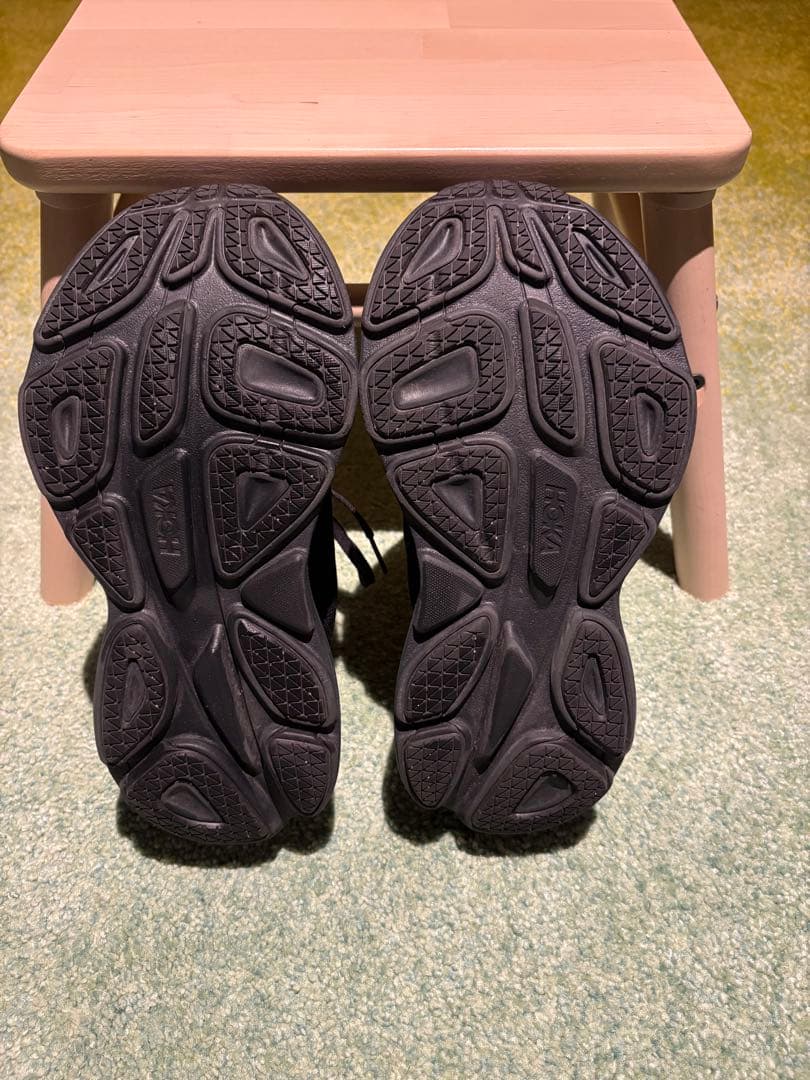 HOKA Bondi 8 ブラック スニーカー