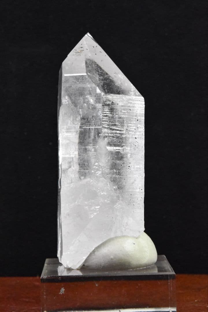 インドマニハール産 アナテース付き大き目ポイント