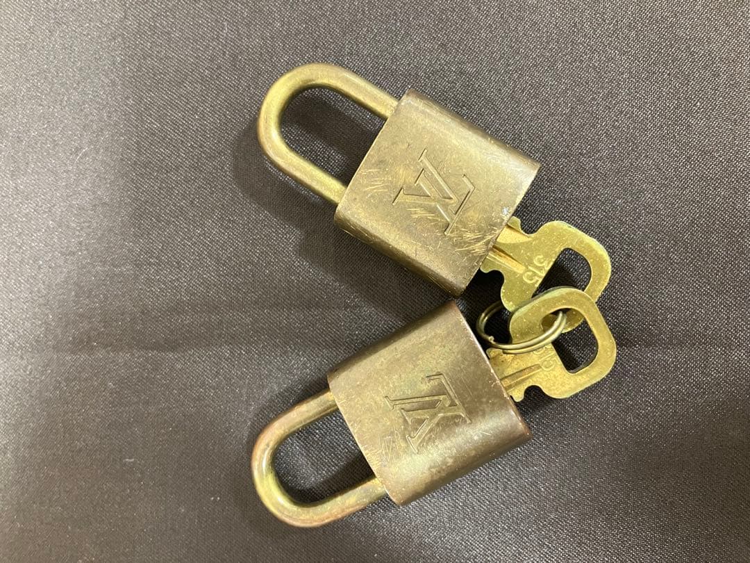 LOUIS VUITTON ルイヴィトン パドロック カデナ 南京錠 セット