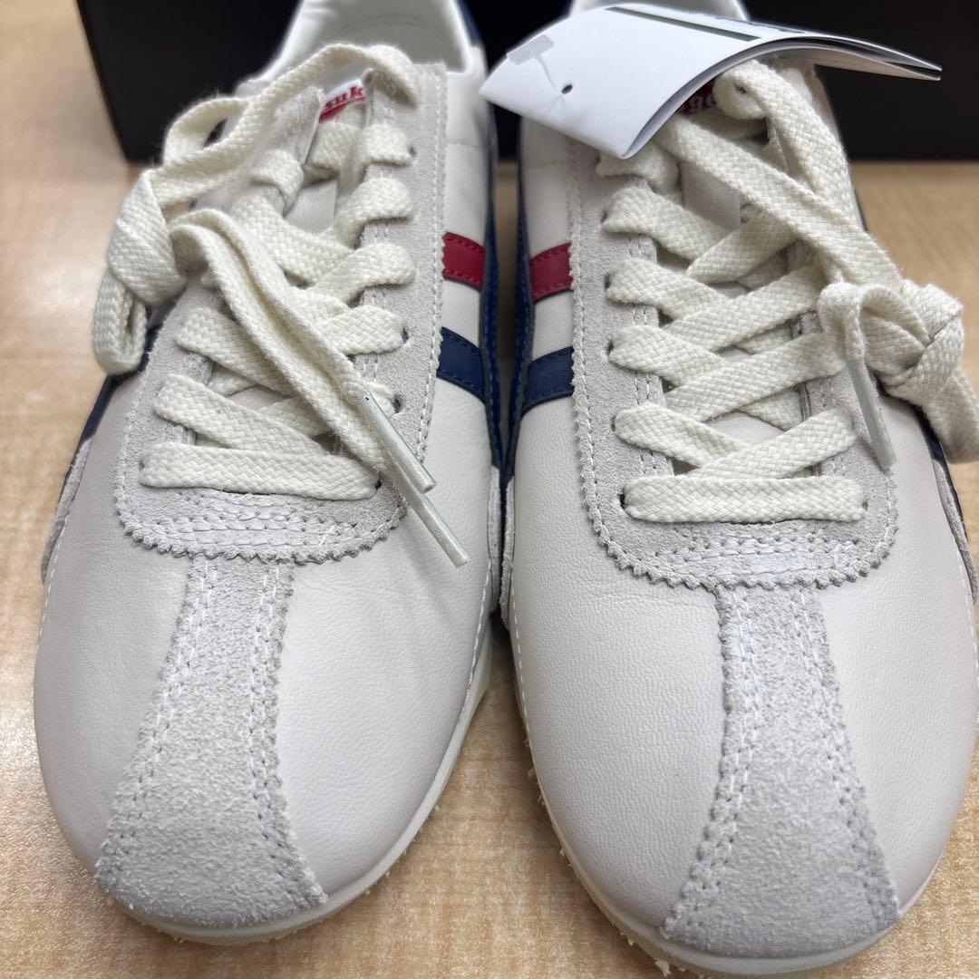 Onitsuka Tiger オフホワイトスニーカー