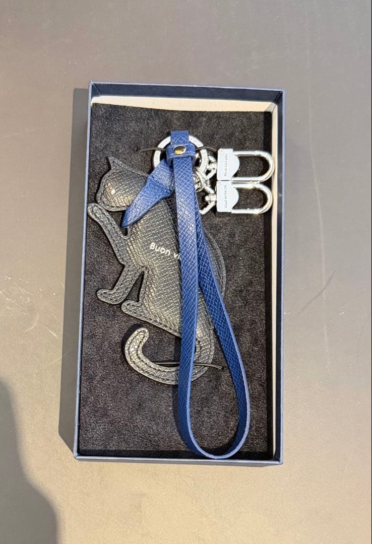 Pelle Morbida 猫型キーホルダー ブラック　新品未使用品