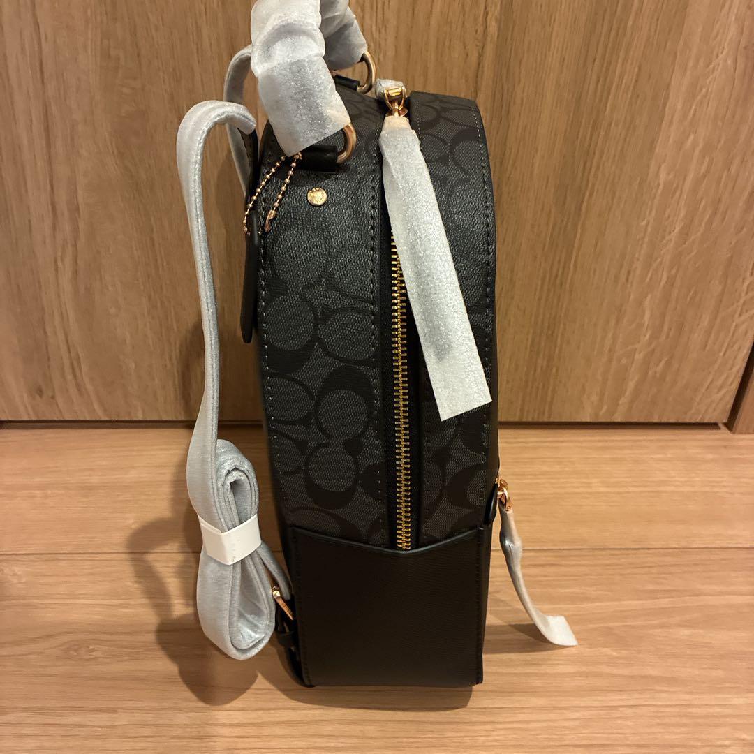 《新品未使用》《値下げ可》《人気》コーチ　リュック