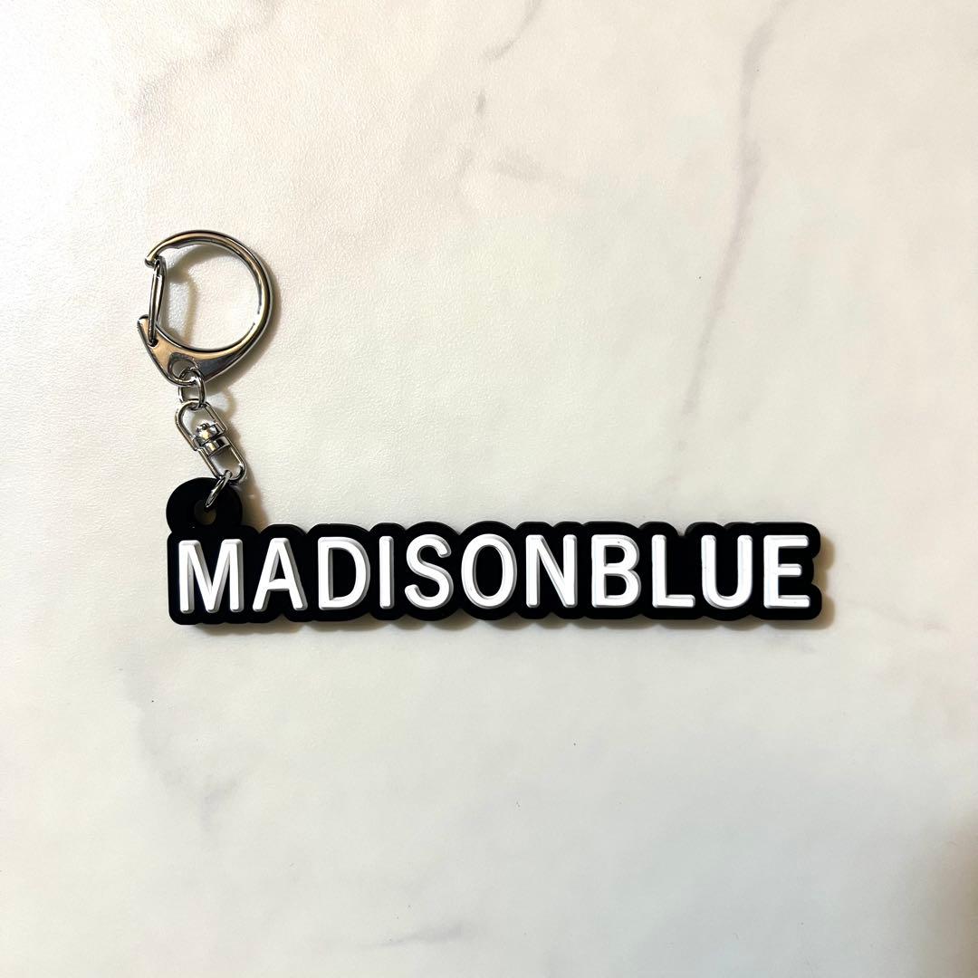 未使用品 マディソンブルー HELLO キーホルダー 2個セット