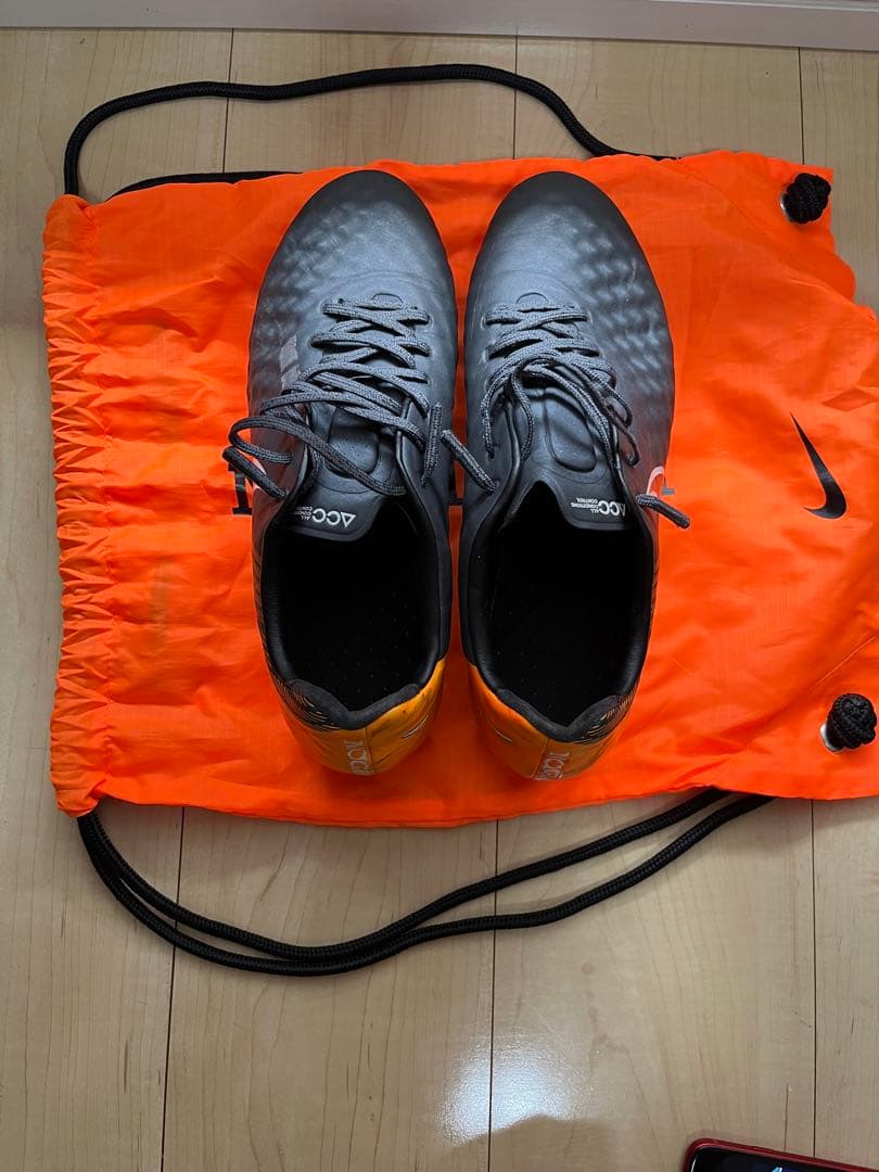 NIKE マジスタオーパス2 FG