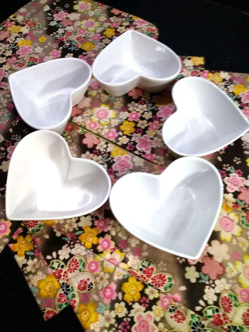 ♥豪華に演出３種類・２ステージウェーブ【ミルキーホワイトデザイン長皿盛】３組