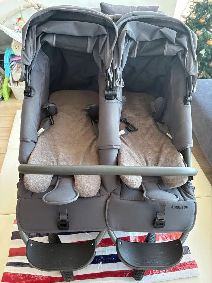 美品 エアバギー ココダブル 2025年購入 マット付き