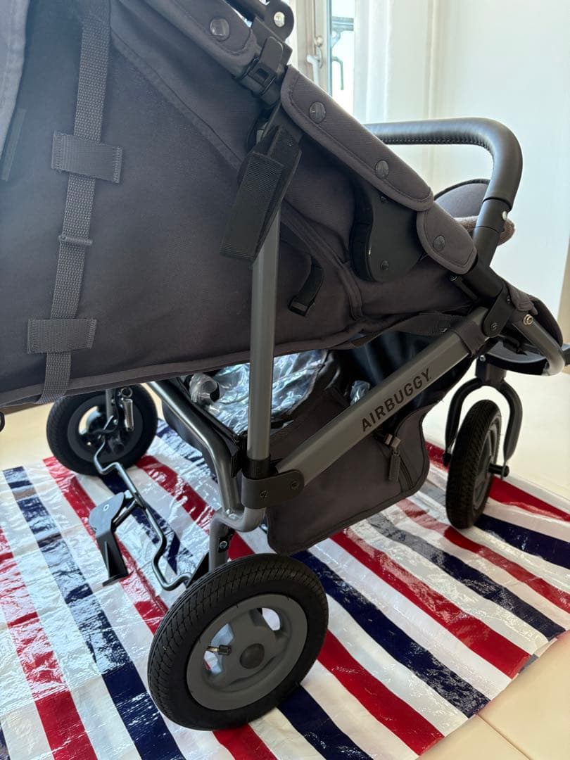 美品 エアバギー ココダブル 2025年購入 マット付き