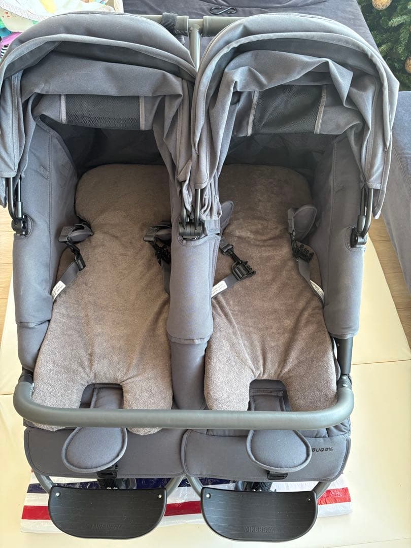 美品 エアバギー ココダブル 2025年購入 マット付き