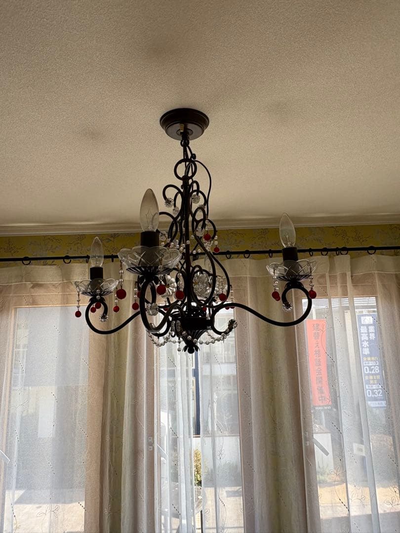 展示場　ブラックシャンデリア 4灯式　引き取り❗️