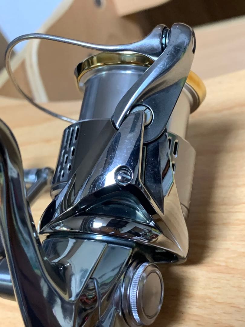 ヒ*デ様 シマノ　18ステラC3000MHG 中古　箱無し