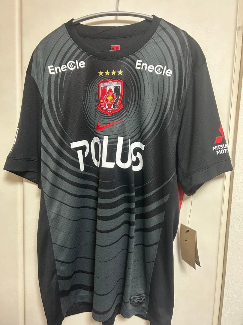 浦和レッズ2025 3rdユニフォームXL松本泰志選手直筆サイン入り