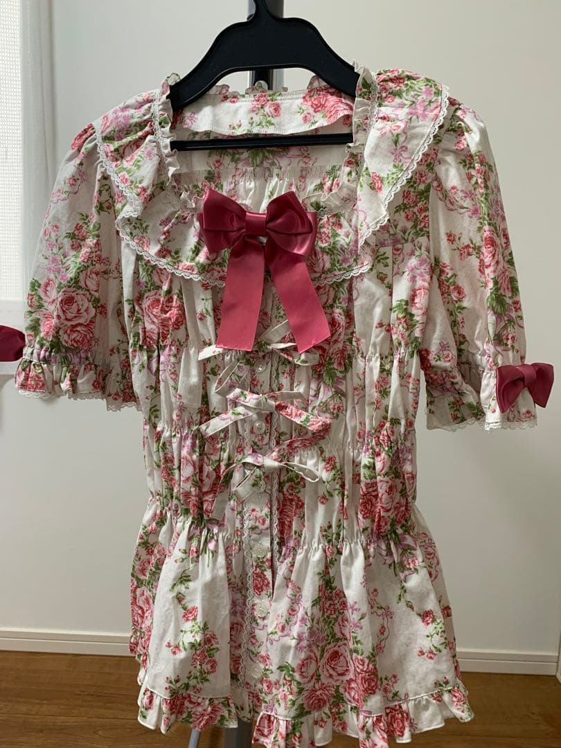 morphose シャーロットスクエアあき半袖ブラウス