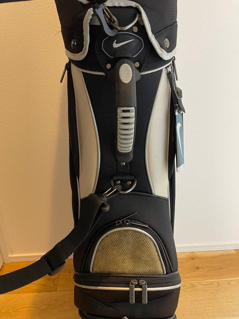 値下げ！！ Nike キャディバッグ 黒